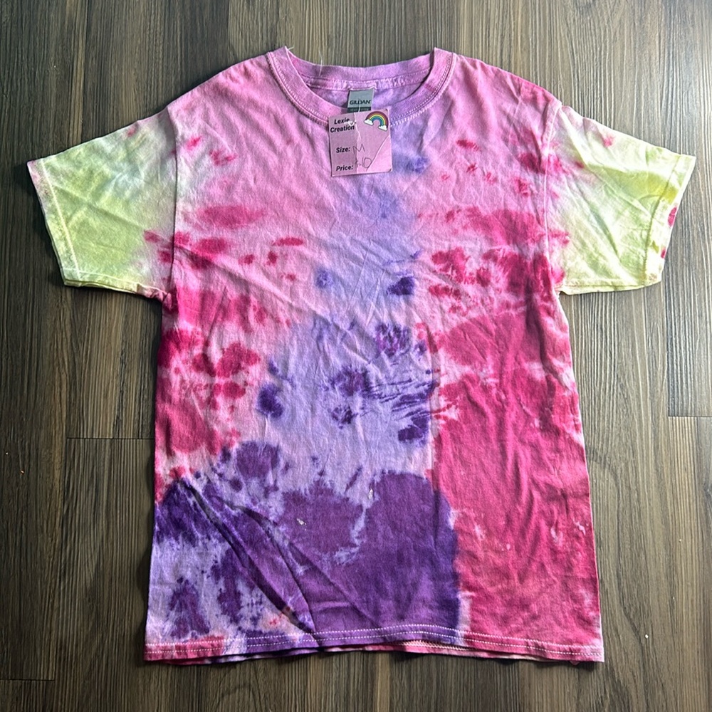 Girls tie-dye shirt